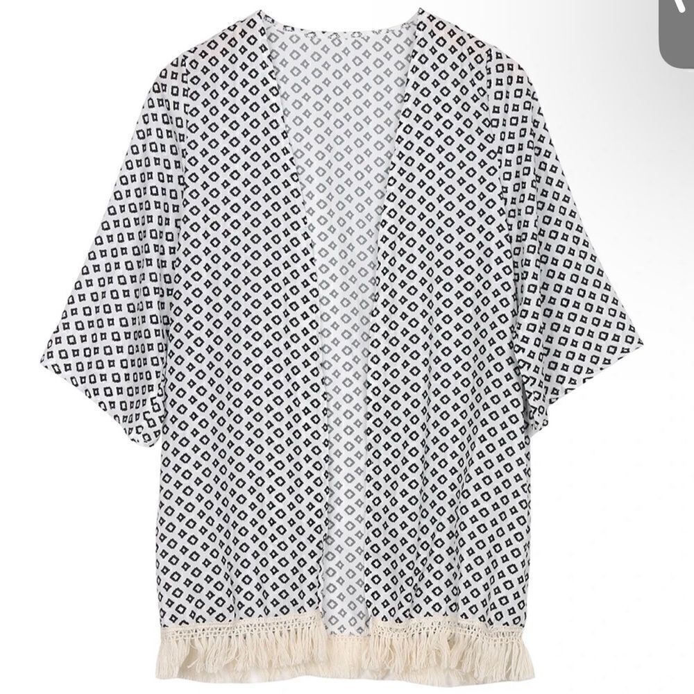 Black and White Kimono Size L